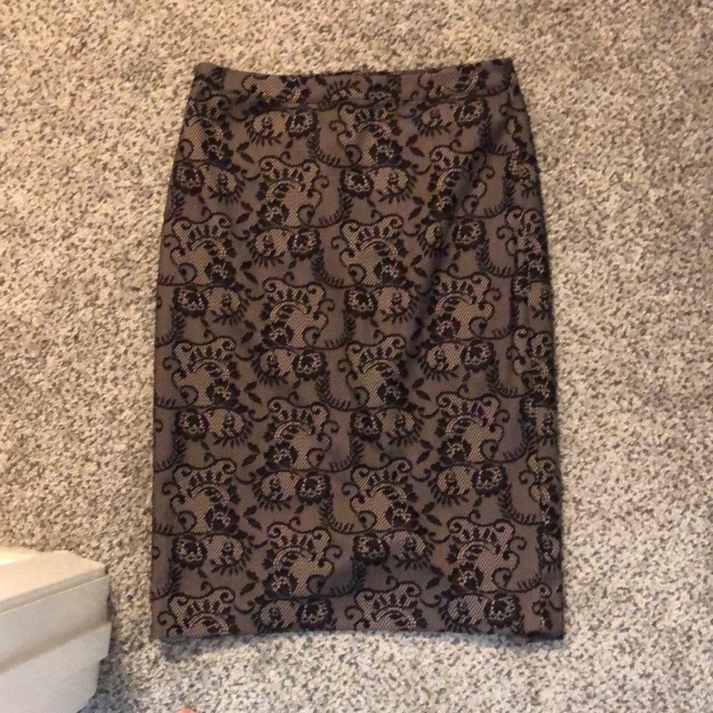Like new pencil skirt